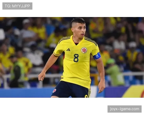 夸尔塔展现惊人潜力，未来之星闪耀足坛