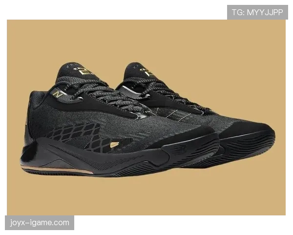 揭秘伦纳德签约New Balance背后:篮球与潮流品牌的共赢战略 揭秘伦纳德签约New Balance背后:篮球与潮流品牌的共赢战略