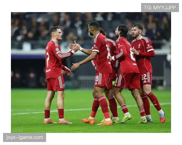 奥马尔·哈钦森闪耀英超赛场，新星爆发助球队强势逆转取胜