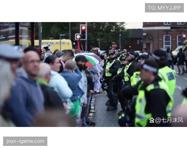 欧洲杯多地爆发球迷冲突 警方全面升级安保应对骚乱